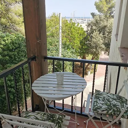 Port De -roc Sant Gaieta Apartment